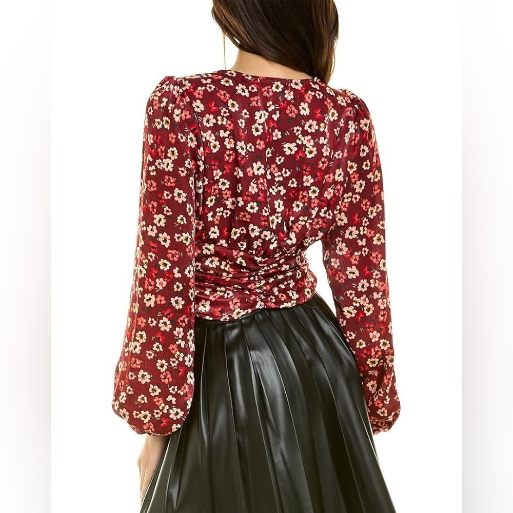 BCBGeneration Women’s Long Sleeve Top Fitted V Neck Blouse (M) - Picture 2 of 8